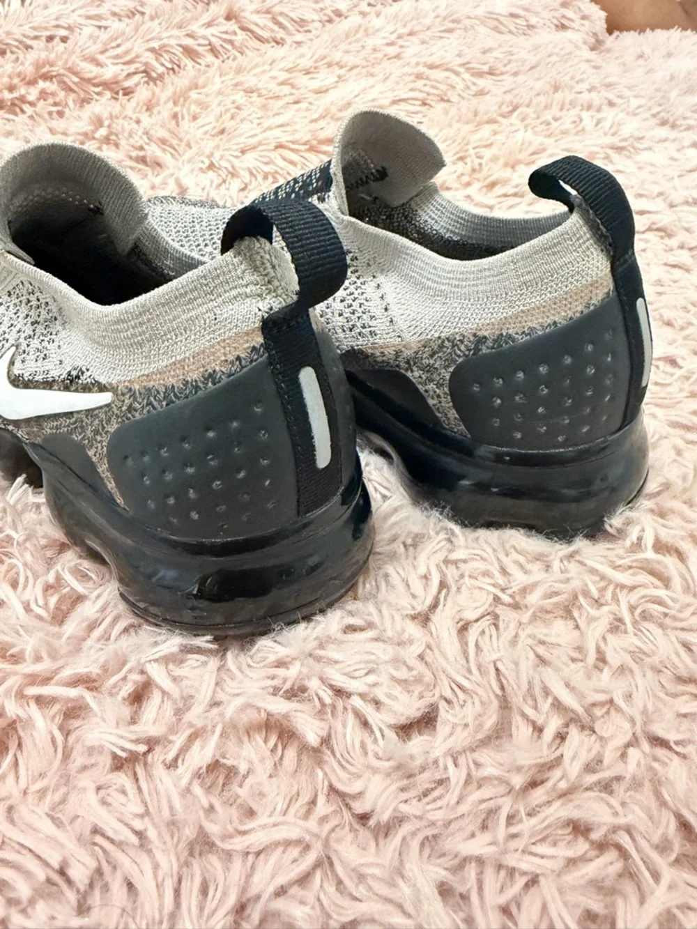 Women's Nike Air VaporMax Moc 2 - Picture 8 of 9